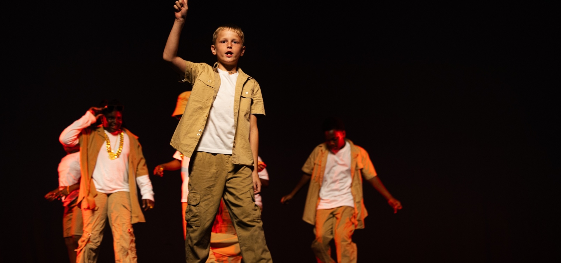 251007211514_ii3a6564